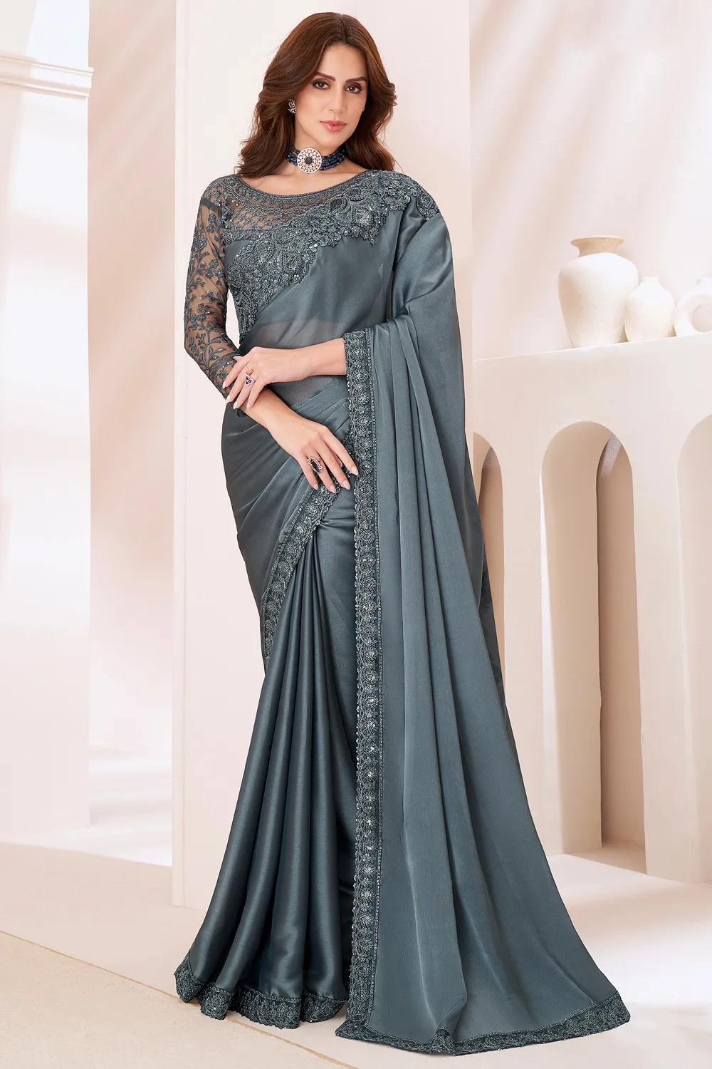 Elegant Grey Shaded Chiffon Saree with Banglori Silk Blouse – Perfect for Chic Occasions Elegant Grey Shaded Chiffon Saree with Banglori Silk Blouse – Perfect for Chic Occasions