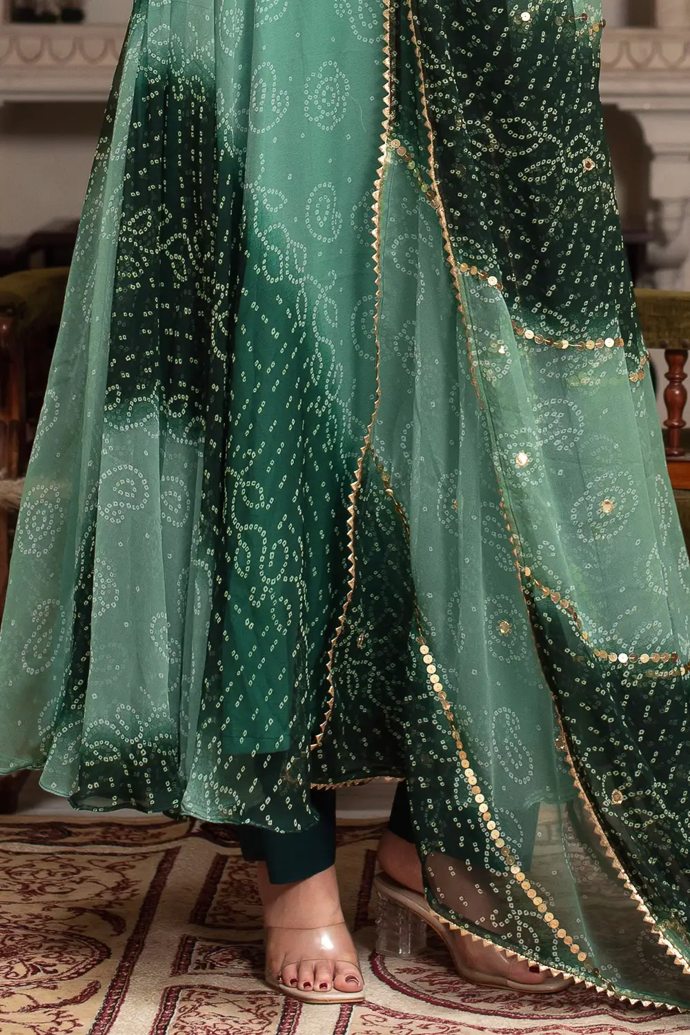 Two-Tone Color Effect of the Teal Green Gown