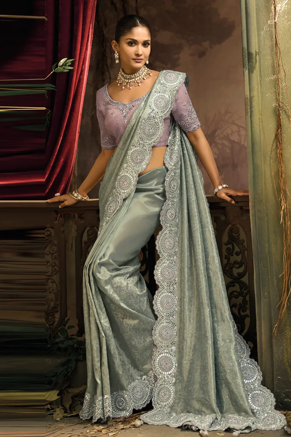 Pallu detail of grey saree online with Jarkhan border