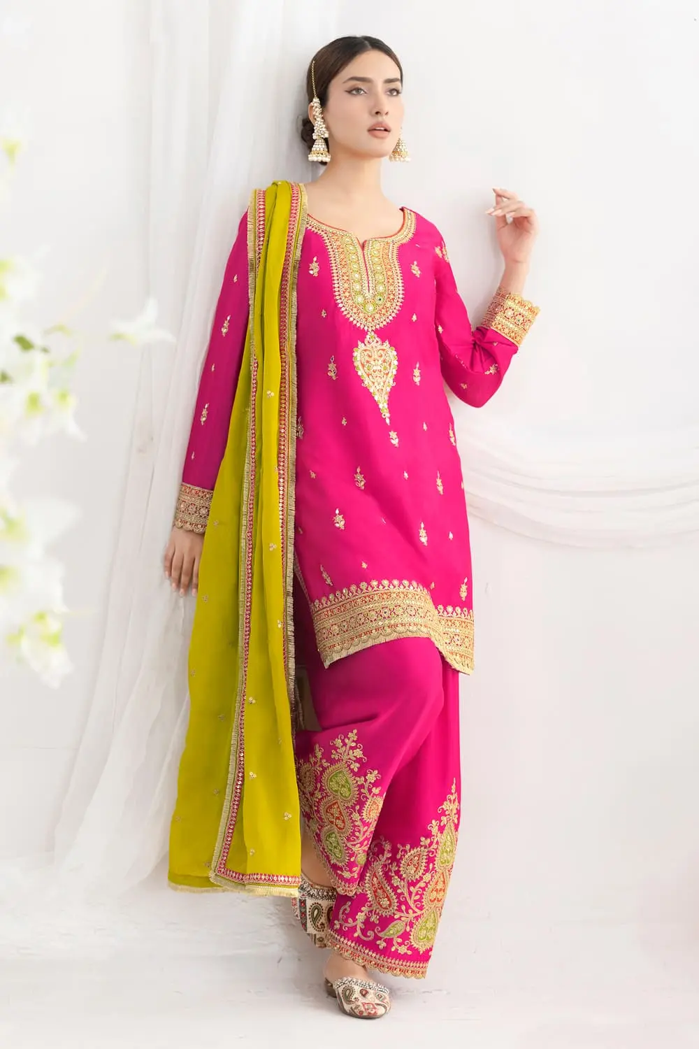 Deep Pink Chinon Salwar Kameez with Embroidered Kurti and Zari Lace Dupatta Deep Pink Chinon Salwar Kameez with Embroidered Kurti and Zari Lace Dupatta