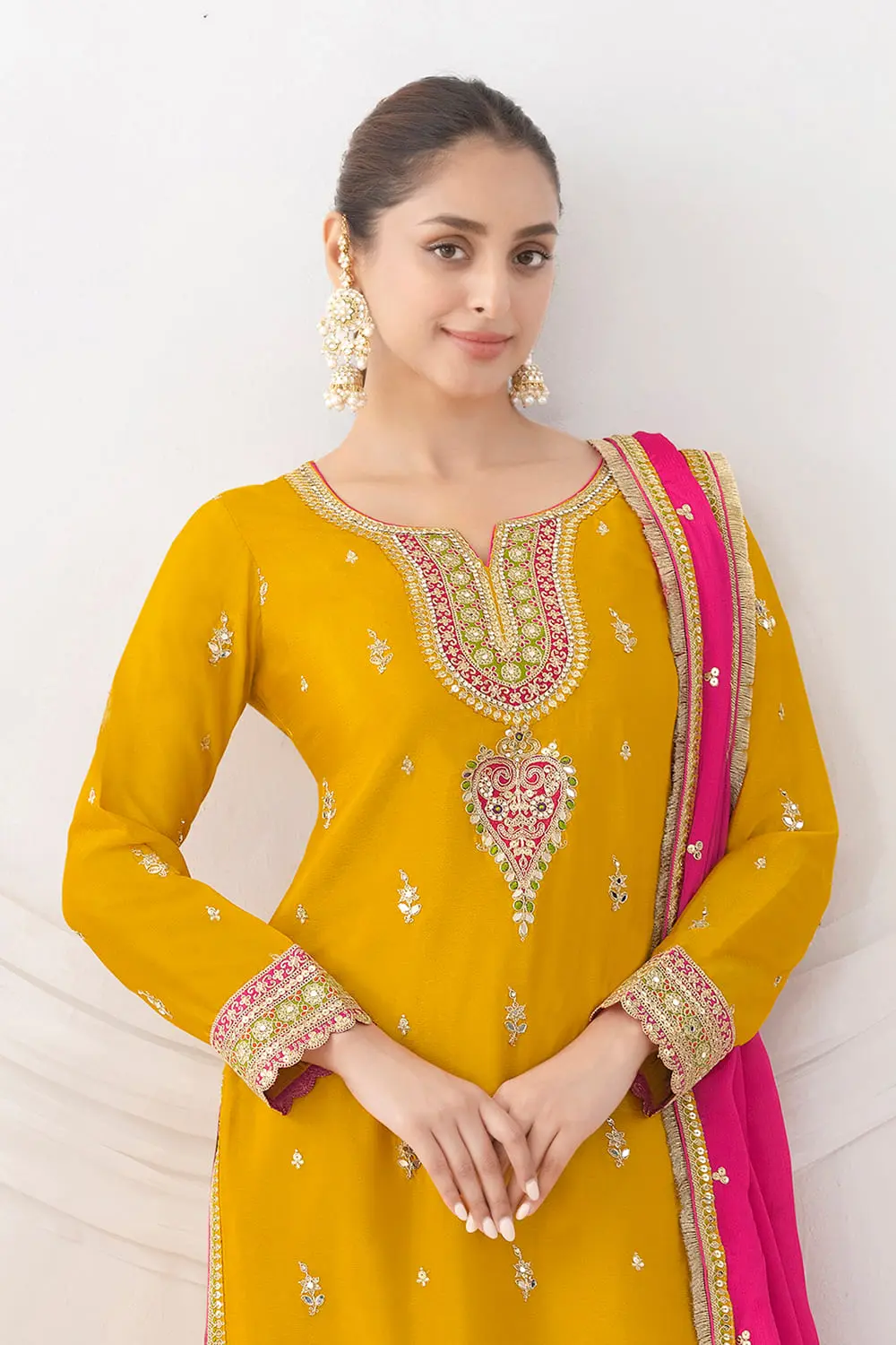 Four side zari lace chinon dupatta with embroidered mustard salwar